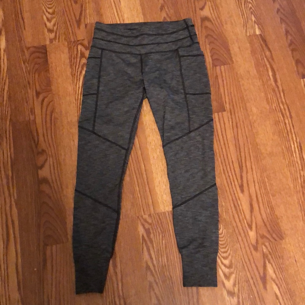 Athleta women’s leggings size small.
